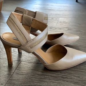 FUGITIVE by Fransesco Rossie